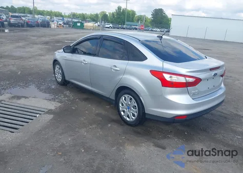 2012 Ford Focus Se из США, поврежденный, VIN 1FAHP3F2XCL106568